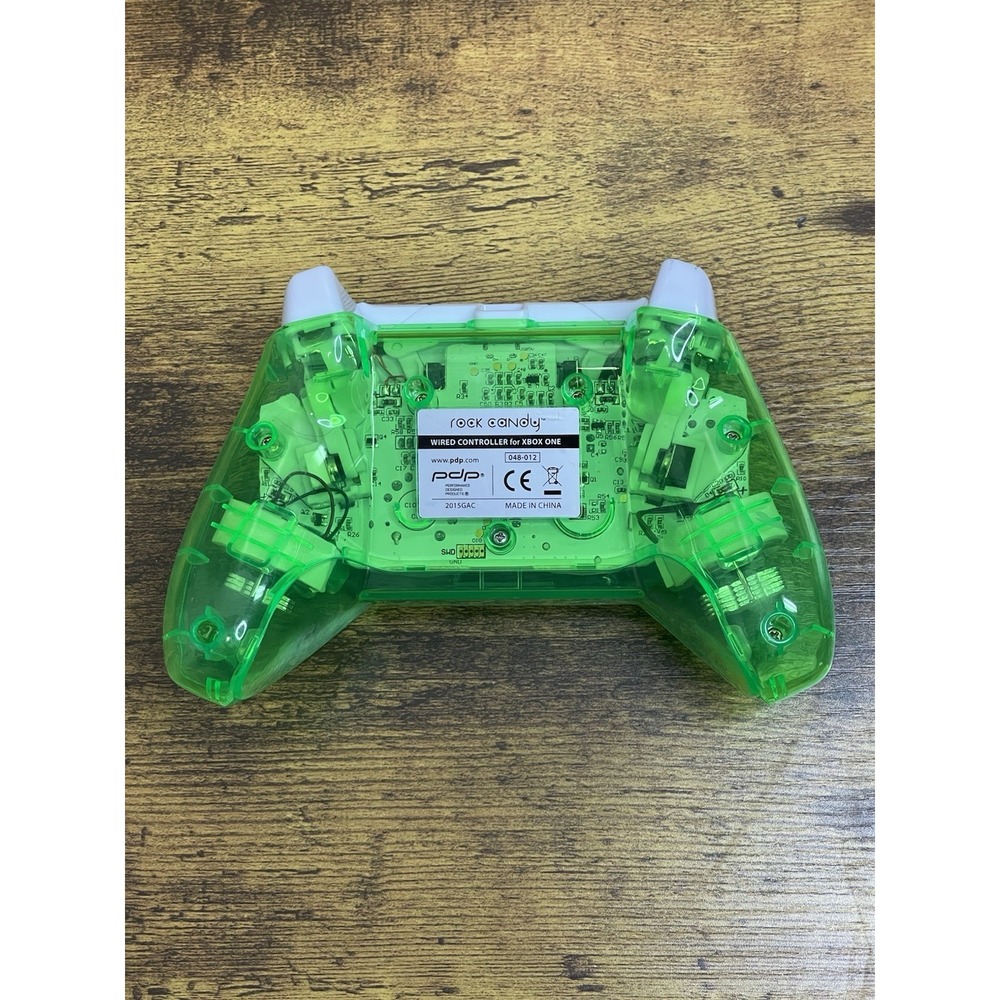 Rock Candy‎ Xbox One Controller ( Without Cable ) - Picture 2 of 5
